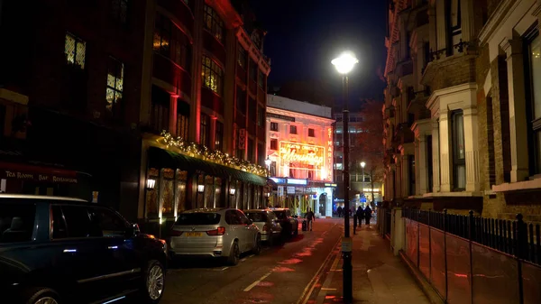 Teatro Saint martins Londres peças Agatha Christies ratoeira - LONDRES, ENGLÂNDIA - DEZEMBRO 11, 2019 — Fotografia de Stock