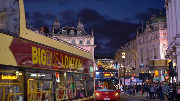 London Piccadilly Circus Este London Egyesült Királyság 2019 December — Stock Fotó
