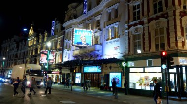 Gielgud Tiyatrosu Londra, Shaftesbury Bulvarı 'nda - Londra, İngiltere - 11 Aralık 2019