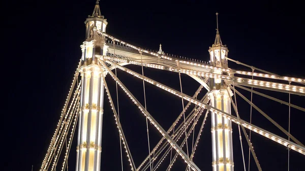 Καταπληκτική Κατασκευή Του Albert Bridge London — Φωτογραφία Αρχείου