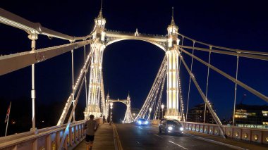 Londra 'daki etkileyici Albert Köprüsü - Londra, İngiltere - 10 Aralık 2019