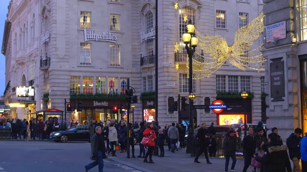 Лондонский Piccadilly Circus Рождество London United Kingdom Декабрь 2019 — стоковое фото
