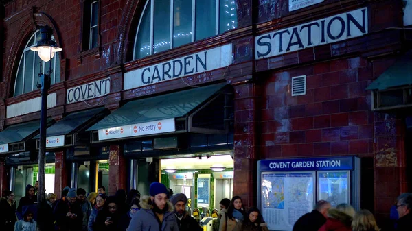 Station Métro Covent Garden Londres Royaume Uni Décembre 2019 — Photo