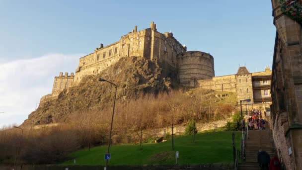 Castelo Edimburgo Castlerock Vista Incrível Dia Ensolarado Edinburgh Reino Unido — Vídeo de Stock