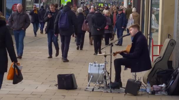 Street Musician Princes Street Edinburgh Edinburgh Velká Británie Ledna 2020 — Stock video