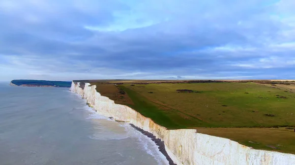 White cliffs at the English coast - aerial view — Stock Photo, Image