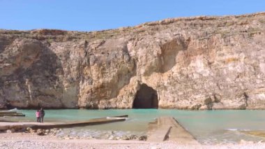 Gozo Adası 'ndaki güzel İç Deniz - seyahat görüntüleri