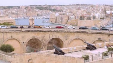 Malta 'nın başkenti Valletta' nın şehir manzaraları - seyahat görüntüleri