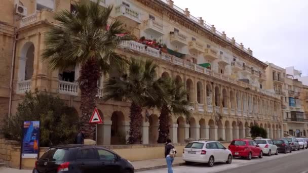 Valletta Nın Tarihi Bölgesinde Tipik Bir Sokak Manzarası Valletta Malta — Stok video