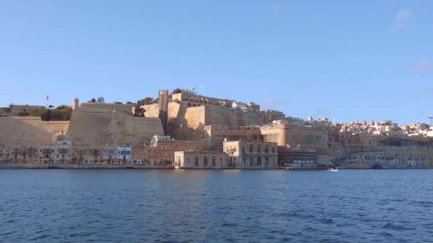 马耳他首都瓦莱塔的城市景观 旅行镜头 — 图库视频影像