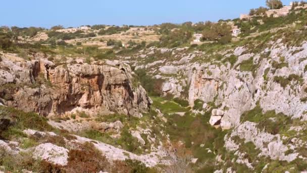 Den Vackra Naturen Och Kullarna Malta Bilder Från Resor — Stockvideo