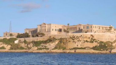 Valletta 'daki ünlü Villa Bighi - seyahat görüntüleri