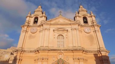 Medine 'nin Mdina köyündeki Aziz Pauls Katedrali - Medine Şehri, Malta - 5 Mart 2020