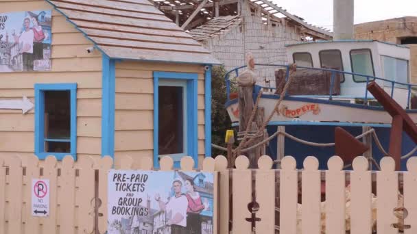 Popeye Village Популярна Пам Ятка Колишнє Кіномісце Мальті Ісландія Malta — стокове відео