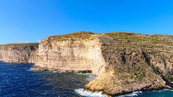 Gozo Nun Muhteşem Kıyıları Sarp Kayalıkları Ile Malta Gökyüzü Fotoğrafçılığı — Stok fotoğraf