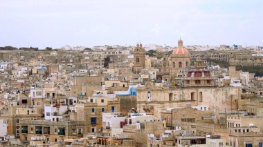 Barrakka Bahçeleri 'nden Valletta Malta' nın üç şehri üzerindeki hava manzarası - seyahat fotoğrafçılığı