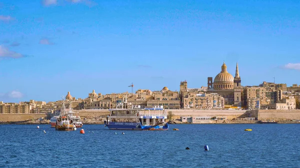 Skyline Valletta Από Λιμάνι Της Σλιέμα Ταξιδιωτική Φωτογραφία — Φωτογραφία Αρχείου