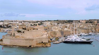 Forti Sant Anglu - Valletta Malta 'nın Üç Şehri' nin ünlü simgesi - Valletta, Malta - 5 Mart 2020