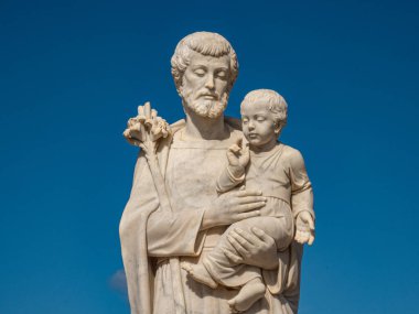 Gozo 'daki Ta Pinu Kilisesi, Malta Adası' nın ünlü bir simgesidir.