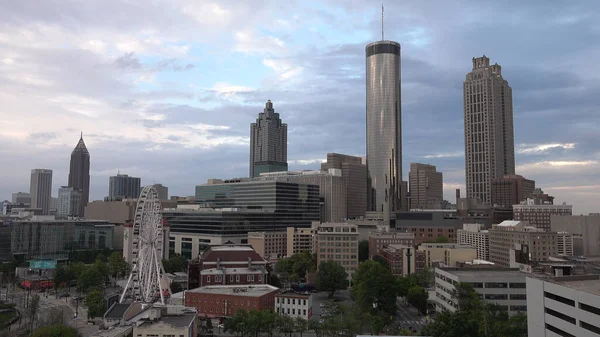 Vista sobre el centro de Atlanta - ATLANTA, EE.UU. - 21 de ABRIL de 2016 —  Fotos de Stock