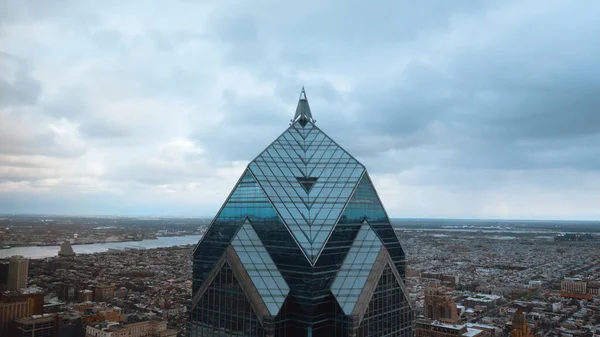 Two Liberty Plaza Tower in Philadelphia - Αεροφωτογραφία - PHILADELPHIA, USA - April 7, 2017 — Φωτογραφία Αρχείου