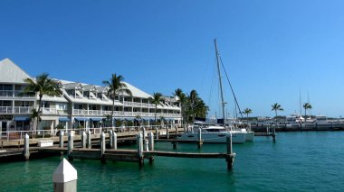 Güneşli bir günde Key West 'te güzel bir iskele - seyahat fotoğrafçılığı