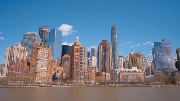Dünya Ticaret Merkezi ile Manhattan 'ın finans bölgesi - seyahat fotoğrafçılığı — Stok fotoğraf