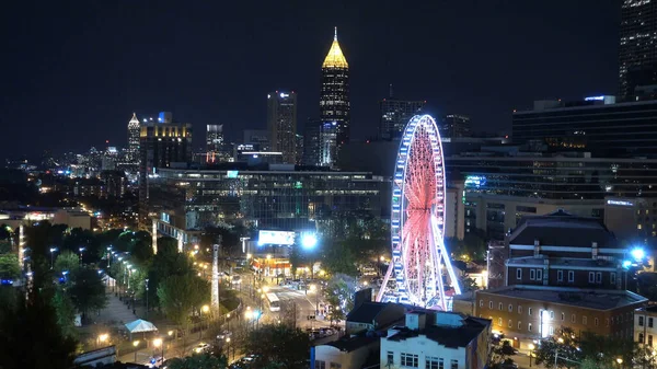 Atlanta Downtown skyline at night - ATLANTA, USA - APRIL 20, 2016 — Stock Photo, Image
