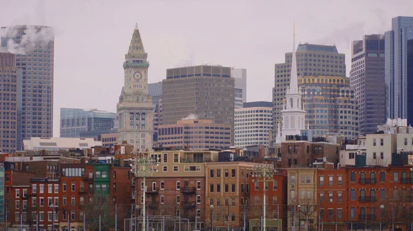 Os belos edifícios em Boston Harbor - viagens de fotografia — Fotografia de Stock