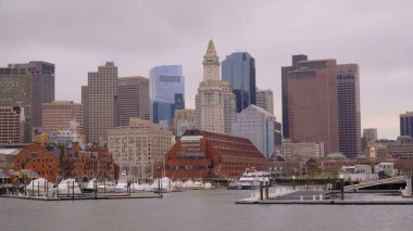 Boston North Skyline Liman kenarından BOSTON. Birleşik Devletler - 5 Nisan 2017