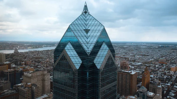 Two Liberty Plaza Tower in Philadelphia - Αεροφωτογραφία - PHILADELPHIA, USA - April 7, 2017 — Φωτογραφία Αρχείου