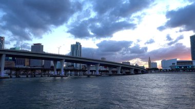 Miami 'deki Köprüler