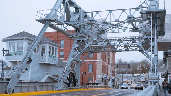 Amazing Draw Bridge över Mystic River - fotografi — Stockfoto