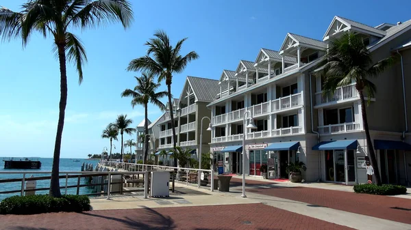 Mooie pier op Key West op een zonnige dag - reizen fotografie — Stockfoto