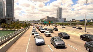 Mc Arthur Causeway Köprüsü Miami Plajı - MIAMI, ABD 10 Nisan 2016