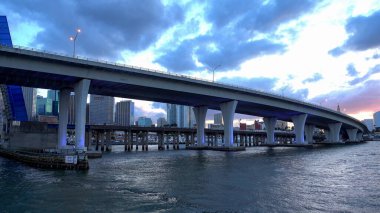 Miami 'deki Köprüler