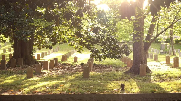 亚特兰大军事公墓-美国亚特兰大- 2016年4月20日 — 图库照片