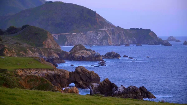 Чудове узбережжя Тихого океану на Big Sur California - Travels photography — стокове фото