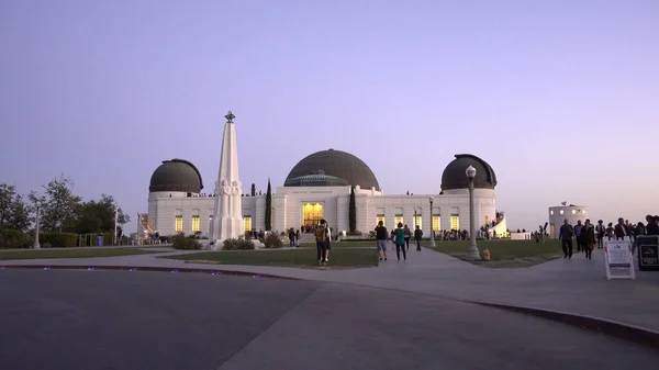 Los Ángeles turismo - El famoso Observatorio Griffith - fotografía de viajes — Foto de Stock