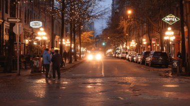 Vancouver 'daki Amazing Gastown - güzel akşam manzarası - VANCOUver, Kanada - 11 Nisan 2017