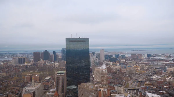 Vista aérea sobre la ciudad de Boston - BOSTON. ESTADOS UNIDOS - 5 DE ABRIL DE 2017 —  Fotos de Stock