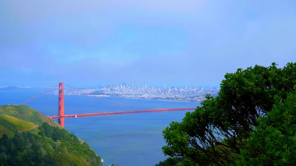 Schöne Hügel von Marin Headlands und Battery Park in San Francisco - Reisefotos — Stockfoto