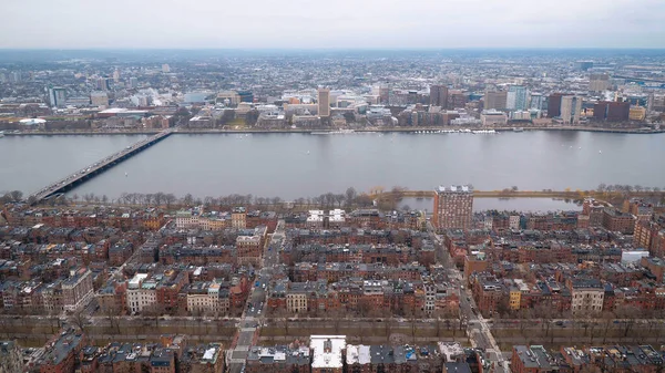 De rivier de Charles - luchtfoto 's van de stad Boston - reizen — Stockfoto