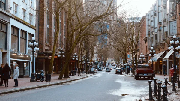 Pub e ristoranti nel centro storico di Vancouver - Gastown district - VANCOUVER, CANADA - 11 APRILE 2017 — Foto Stock