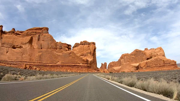 POV Drive en el Parque Nacional Arches en Utah — Foto de Stock