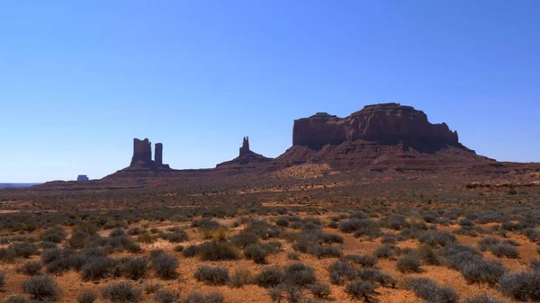Amazing rock sculptures at Monument Valley — Stock Photo, Image