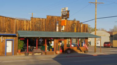 Yalnız Çam Köyü 'ndeki Meksika restoranı - Lone PINE CA, ABD - 29 Mart 2019