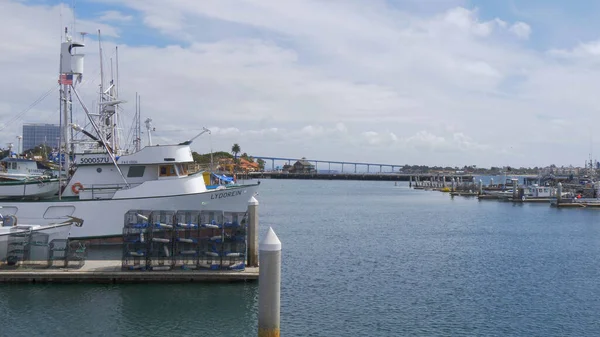 Порт Сан - Дієго у морському порту - КАЛІФОРНІЯ, США - МАРХ 18, 2019 — стокове фото