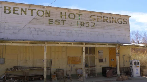 Ville fantôme historique de Benton dans la Sierra Nevada - BENTON, USA - 29 MARS 2019 — Photo