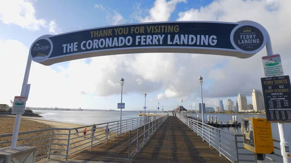 Coronado Ferry Landing Pier - КАЛИФОРНИЯ, США - 18 марта 2019 — стоковое фото